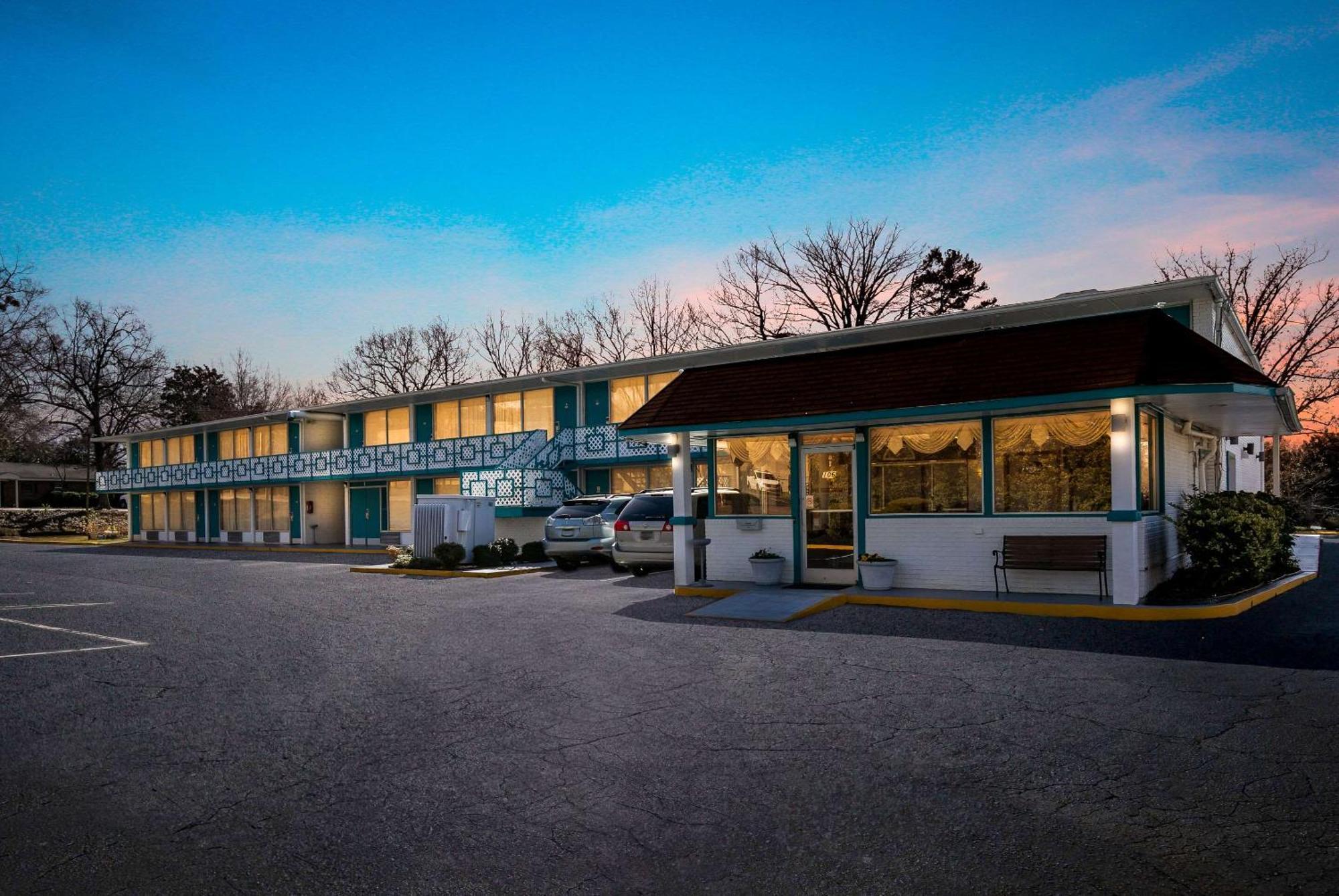 Econo Lodge Clemson Eksteriør bilde